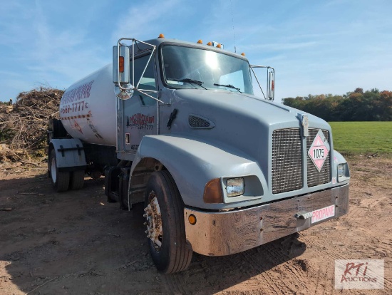 1997 Kenworth...single axle propane truck with Cummins 6C8 engine, Fuller 6 speed transmission, liqu