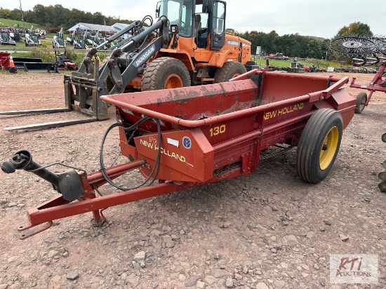 New Holland 130 manure spreader