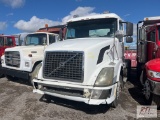 2004 Volvo road tractor, tandem dual axles, fifth wheel plate, A/C, Eaton Fuller 10 speed manual