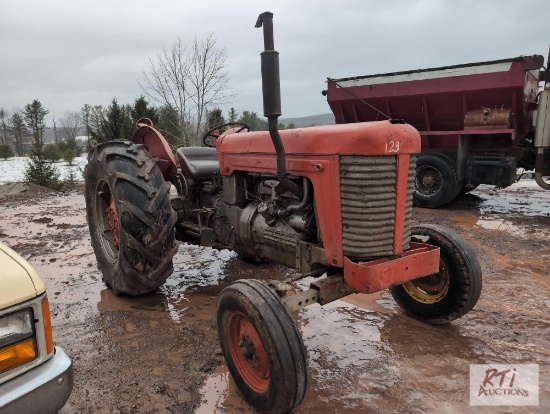 Massey Ferguson gas tractor