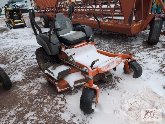Husqvarna M-ZT61 commercial zero turn mower, Kawasaki engine, 61 inch deck, 959 hours