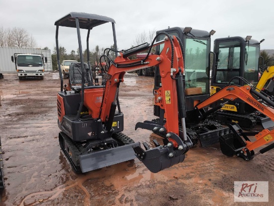 MX15R mini excavator with bucket, thumb, gas engine