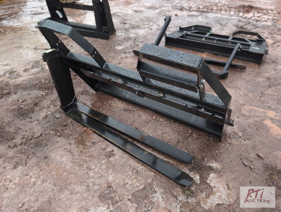 New 48in pallet forks for John Deere coupler