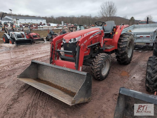 Massey Ferguson 1643 4WD compact diesel tractor with loader, 423 hrs
