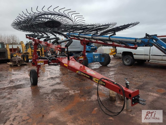 New H&S 3212 V wheel rake