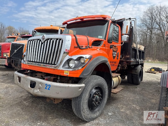 2009 International 7600 single axle dump, Tenco 11ft asphalt body, with tarp, Fuller 8LL
