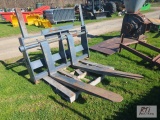 Set of loader forks with 5ft tines for Case 621 loader
