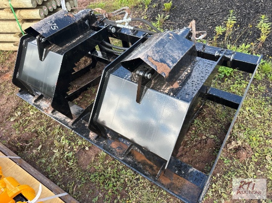 Future 6ft dual cylinder grapple bucket for skid loader.