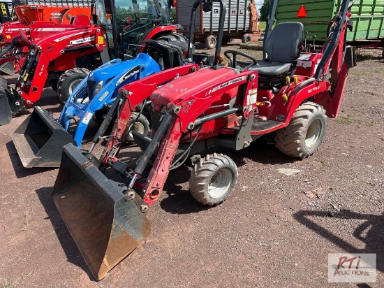Massey Ferguson GC1720 4WD diesel compact tractor with loader and backhoe, 1380 hrs., there is
