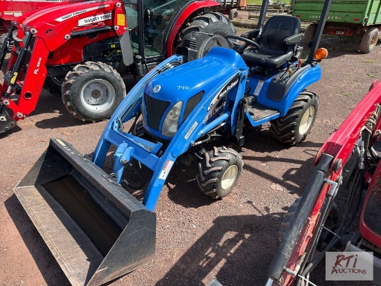 New Holland TZ25DA 4WD compact diesel tractor with loader, 260 hrs.