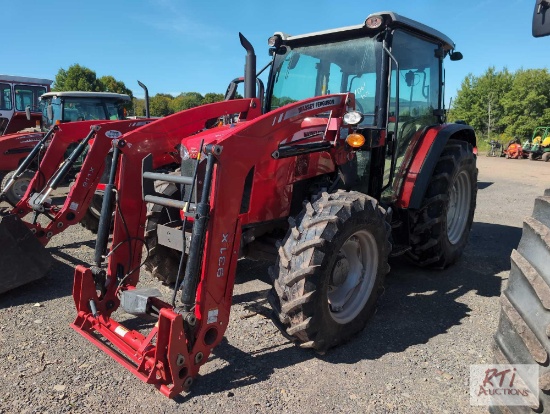 Massey Ferguson 4707 MWFD tractor with enclosed cab and front loader, 1061 hrs.