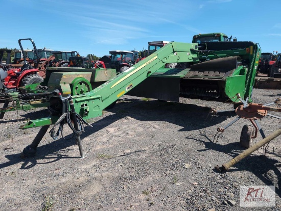 John Deere 835 MoCo