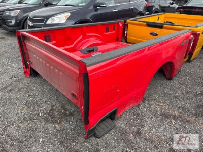 Ford Super Duty 8ft truck bed with tail gate - Town of Greece