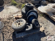 Pallet of mixed tires and wheels