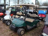 E-Z-GO RXV ELECTRIC GOLF CART W/CHARGER