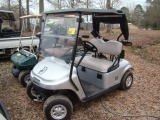 2017 EZ-GO ELECTRIC GOLF CART W/ CHARGER