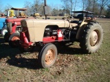 DAVID BROWN 880 TRACTOR