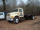 1997 INTERNATIONAL FLAT BED TRUCK