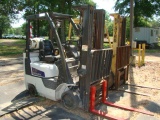 NISSAN 30 FORKLIFT