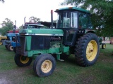 JOHN DEERE 3055 TRACTOR