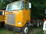 (T) 1987 VOLVO WHITE CAB OVER SEMI