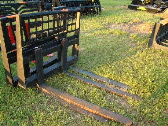 STEP THROUGH SKID STEER FORK HANGER W/ 48" FORKS