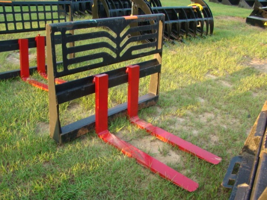 SKID STEER FORK HANGER W/ USED 36" FORKS