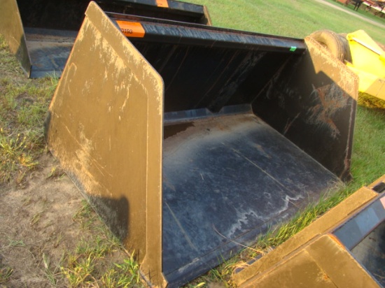 80" POULTRY LITTER BUCKET