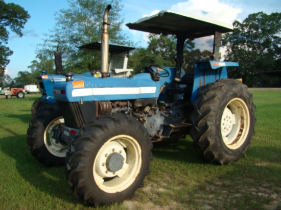 NEW HOLLAND 4630 TRACTOR W/ CANOPY