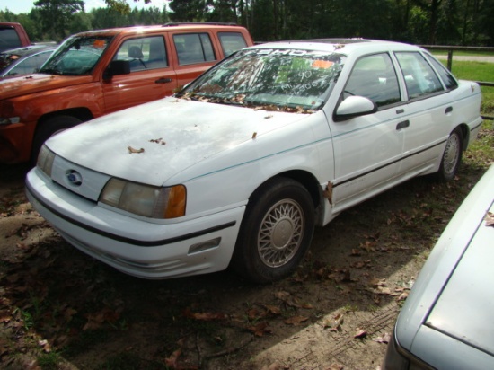 1990 FORD TAURUS