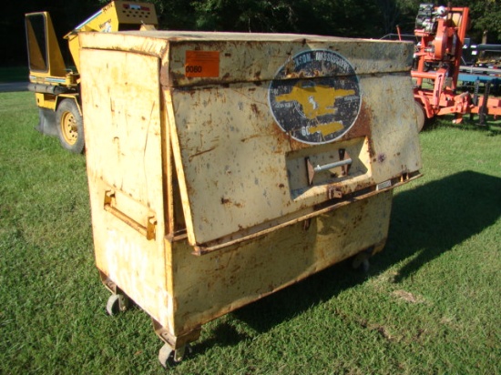 METAL JOB BOX ON CASTERS