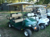 E-Z-GO GOLF CART