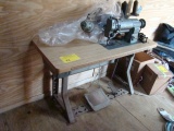 COMMERCIAL SINGER SEWING MACHINE
