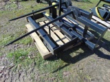 SKID STEER HAY SPEAR