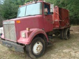 (T) 1986 VOLVO- WHITE WATER TRUCK