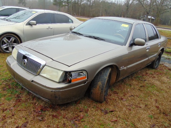 (T) 2004 MERCURY GRAND MARQUIS