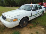 (NT) (D-ROW) 2006 FORD CROWN VIC