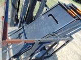 SKID STEER FLAT PLATE ADAPTER