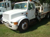 1995 IH 4700 TRUCK