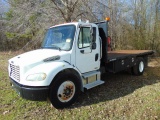(T) 2006 FREIGHLINER M2 2TON FLAT BED TRUCK