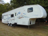 (T) 2006 WILDCAT CAMPER BY FOREST RIVER