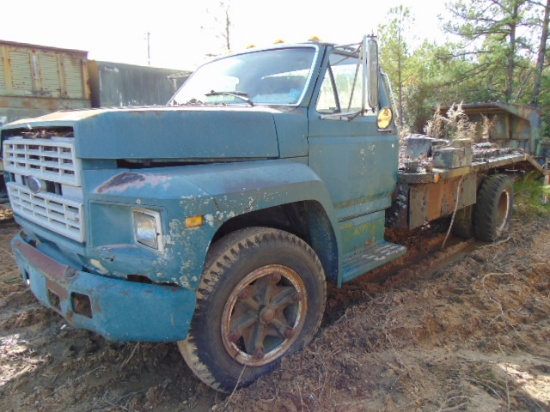 (NT) 1986 FORD F600