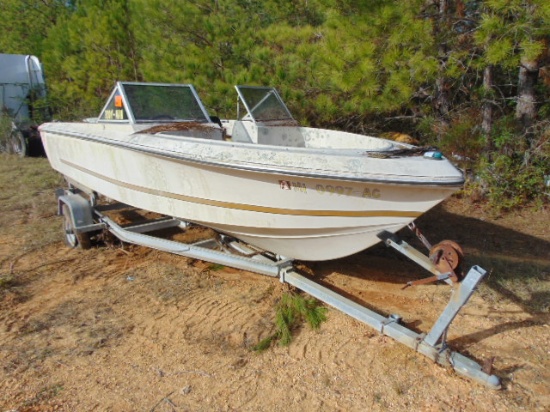 (INOP) (NT) SALVAGE BOAT WITH TRAILER
