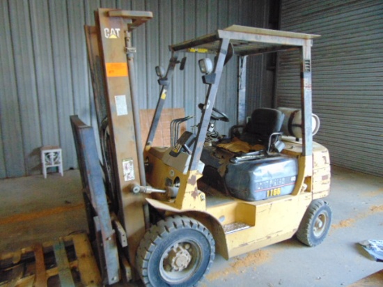CATERPILLAR 40 1166LP FORKLIFT