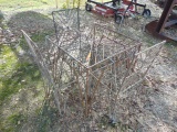 METAL TABLE WITH 4 CHAIRS