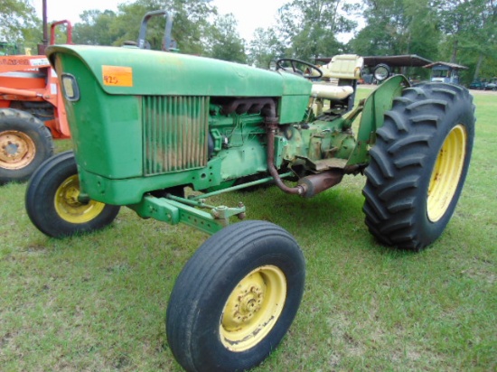 JOHN DEERE 2020 TRACTOR