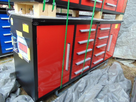 7' WORK BENCH/ TOOLBOX