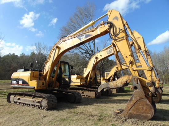 318C CAT EXCAVATOR