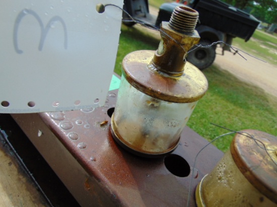 ANTIQUE ENGINE OILER 2-1/2" GLASS