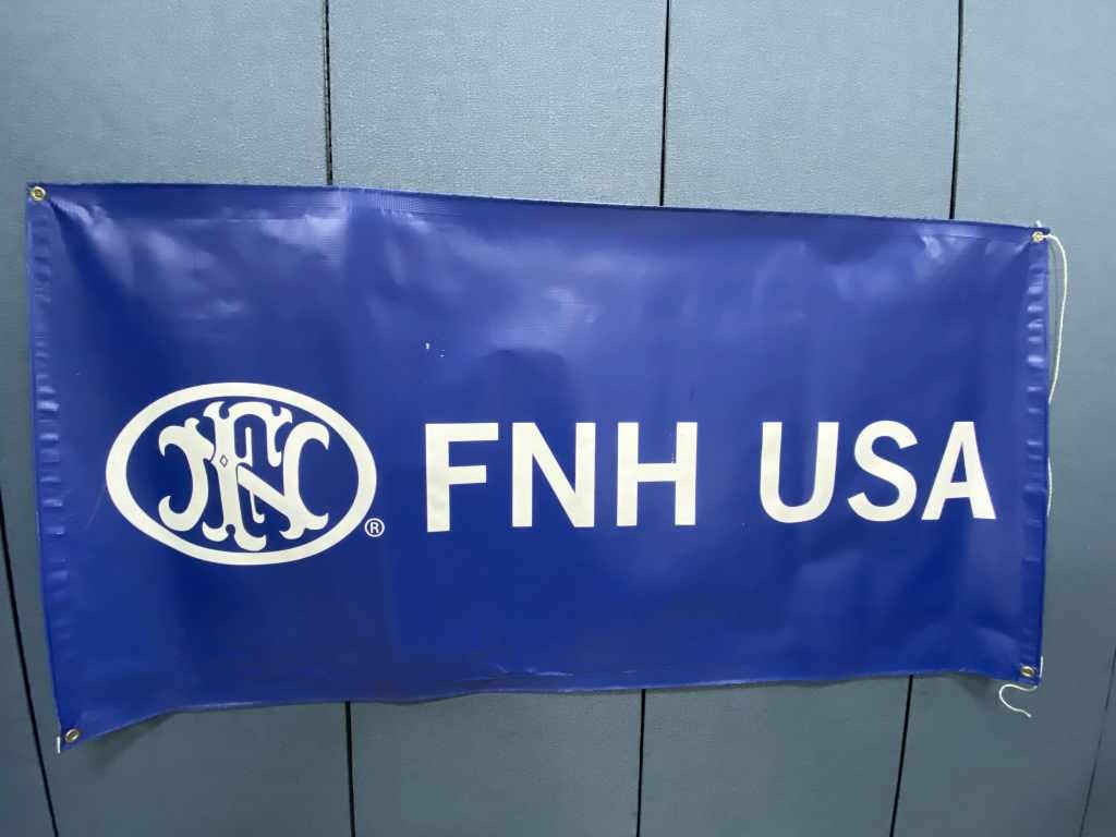 Download Fn Fnh Usa Authorized Dealer Banner Gun Dealer Gun Store Collectible A Point Of Reference The Wi Industrial Machinery Equipment Warehouse Retail Fixtures Business Signs Online Auctions Proxibid